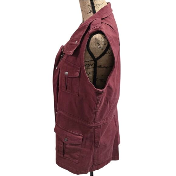 Tinsel Stylish Burgundy Utility Vest Women's Size Medium - Picture 2 of 5